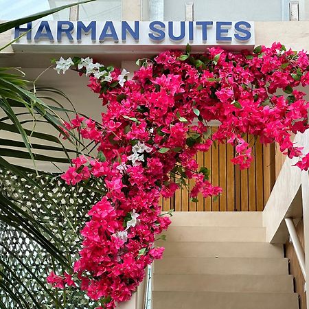 Harman Suites Moalboal Buitenkant foto
