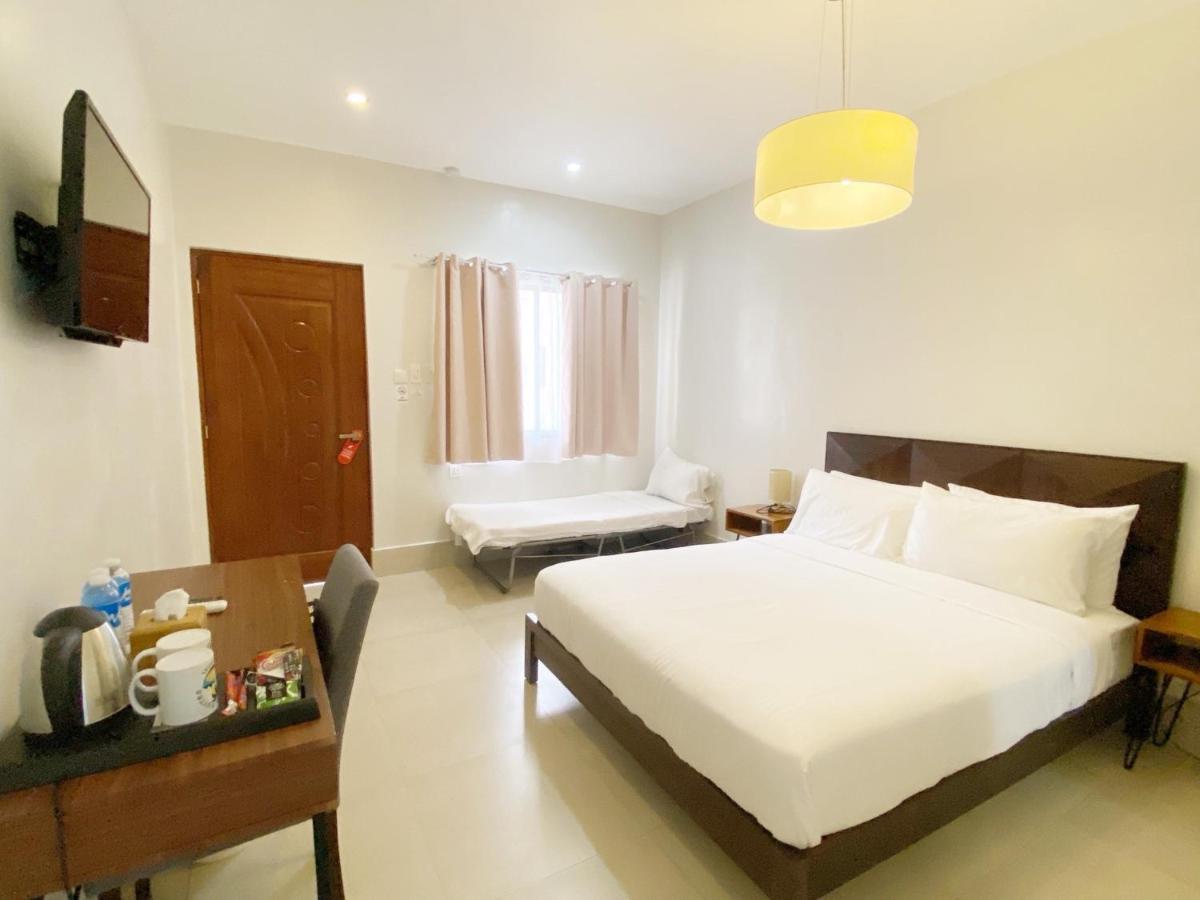 Harman Suites Moalboal Buitenkant foto