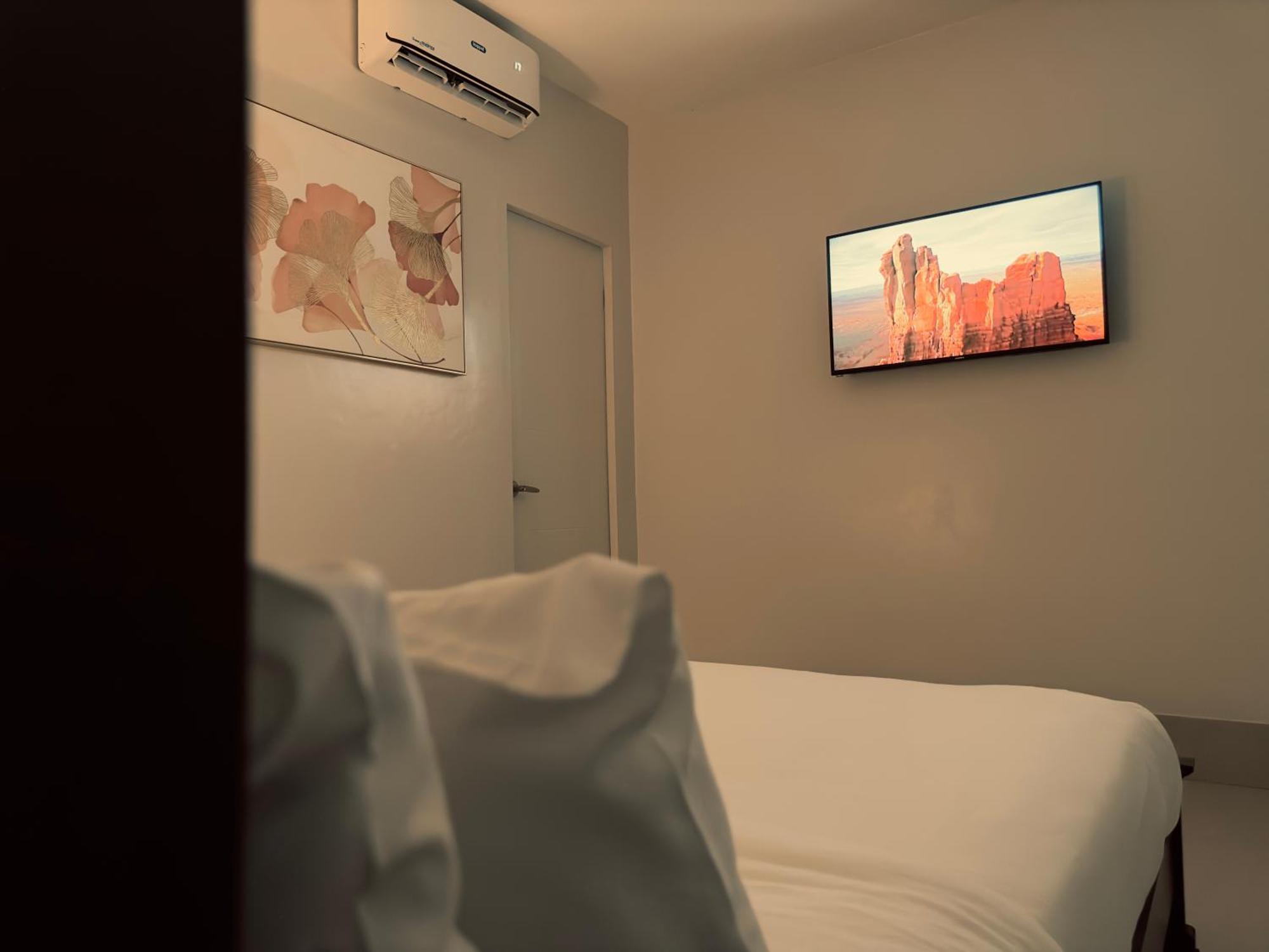 Harman Suites Moalboal Buitenkant foto
